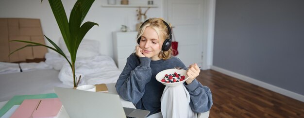 Jakie są najczęstsze przyczyny problemów związanych z jedzeniem i jak można je przezwyciężyć?