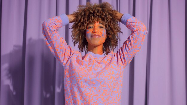 Jak odpowiednia odzież może wspierać komfort psychiczny osób transpłciowych