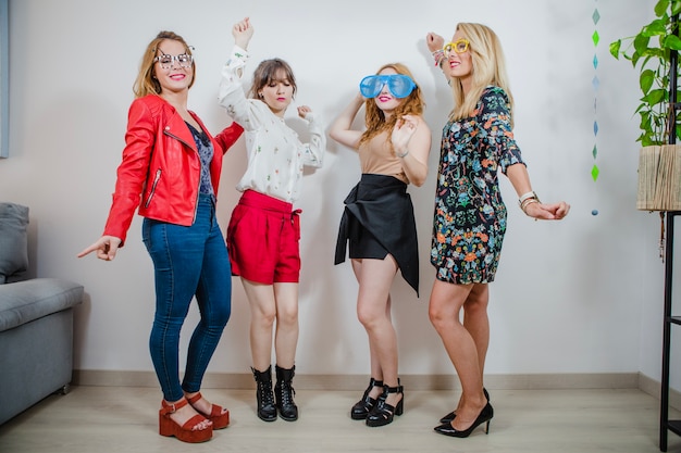 Kreowanie stylu: Jak znaleźć odzież, która podkreśli Twoją osobowość